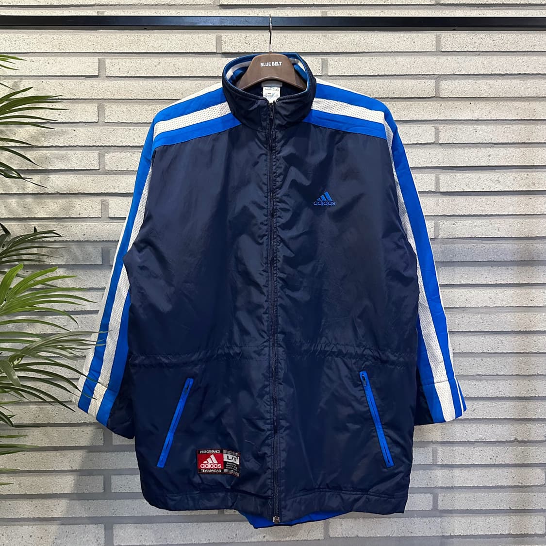 아디다스 스포츠 점퍼 소매 삼선 허리 스트링 디테일 네이비 블루 상품이미지2