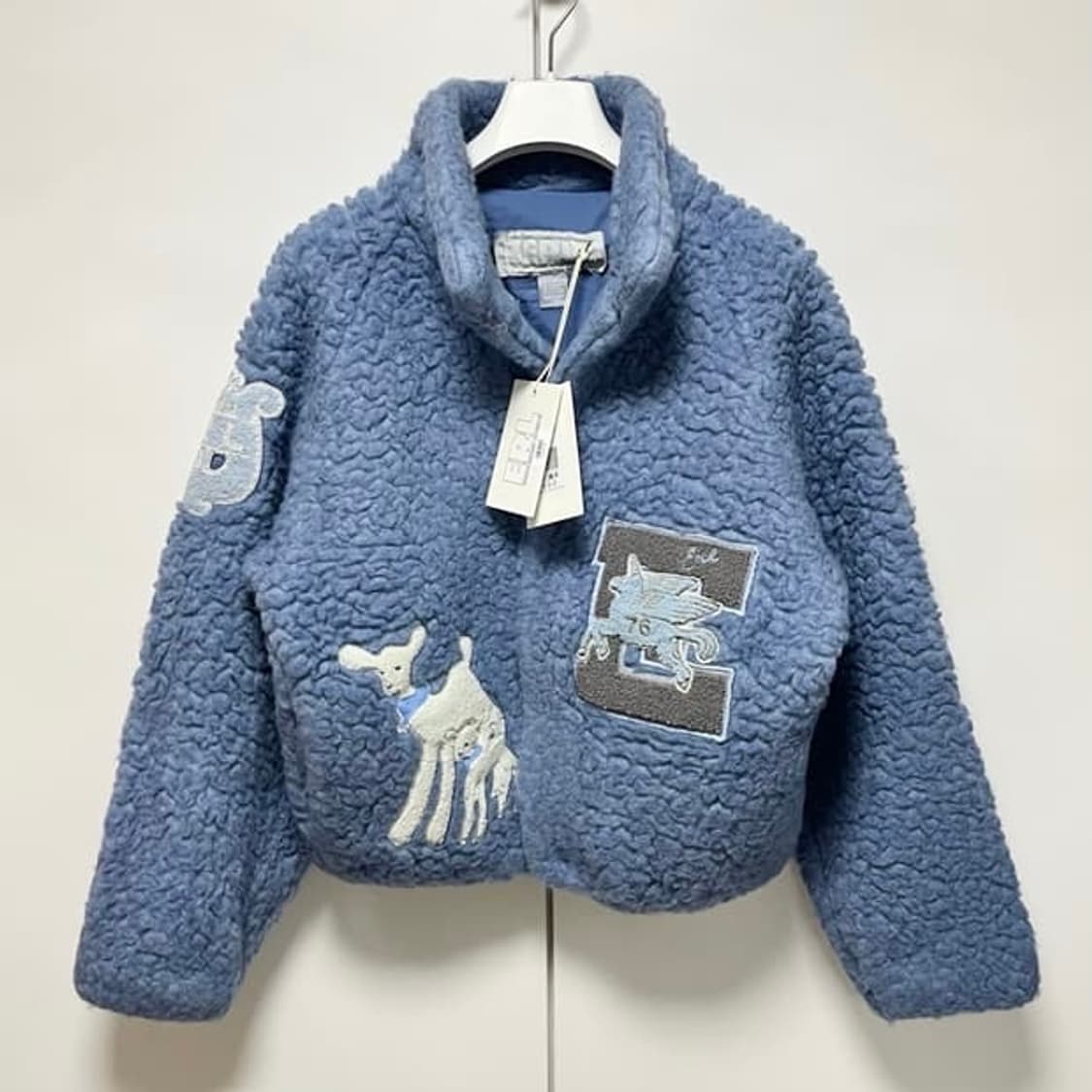 ERL 울 플리스 자켓 판매합니다. 상품이미지3