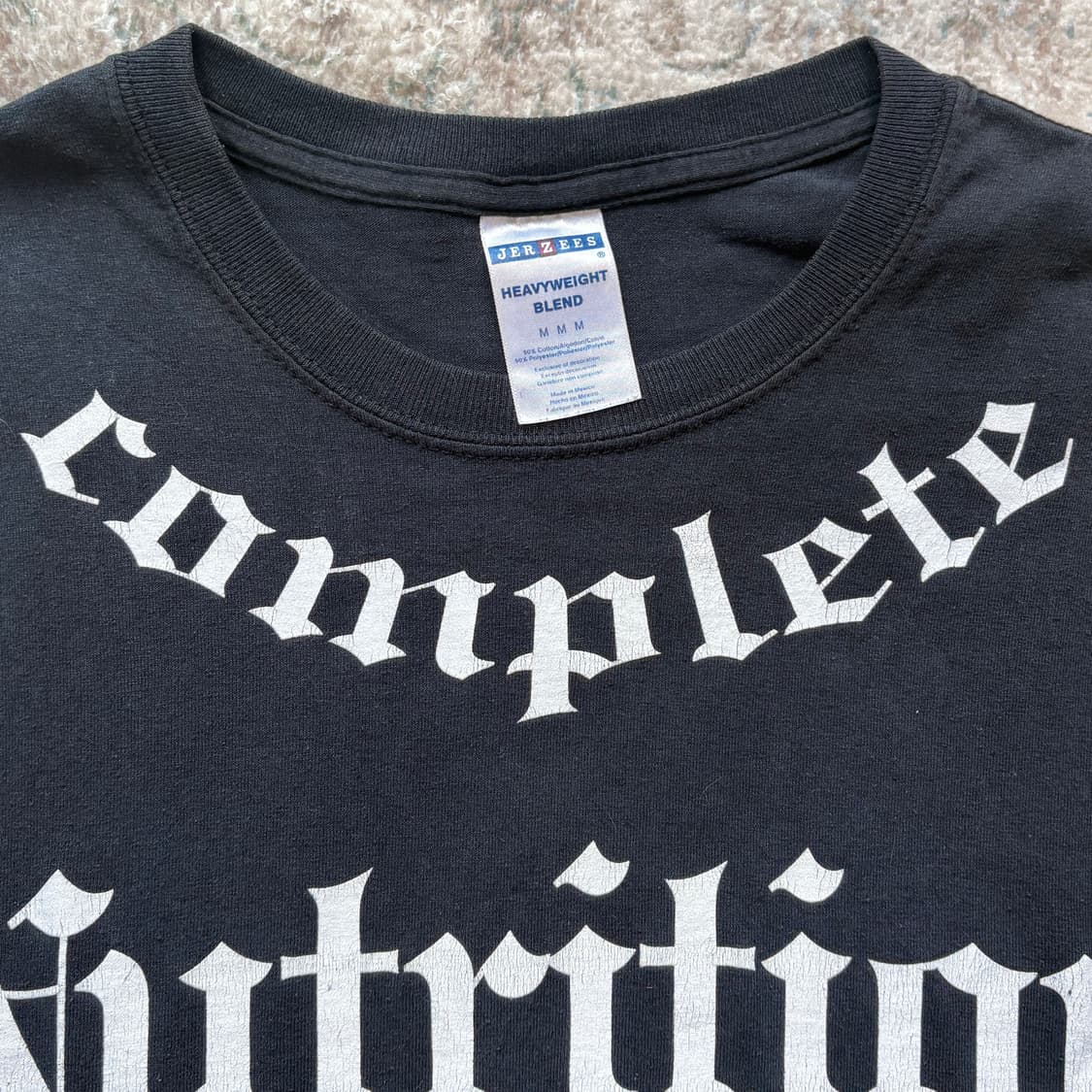 Complete Nutrition Old English Logo Tee  상품이미지3