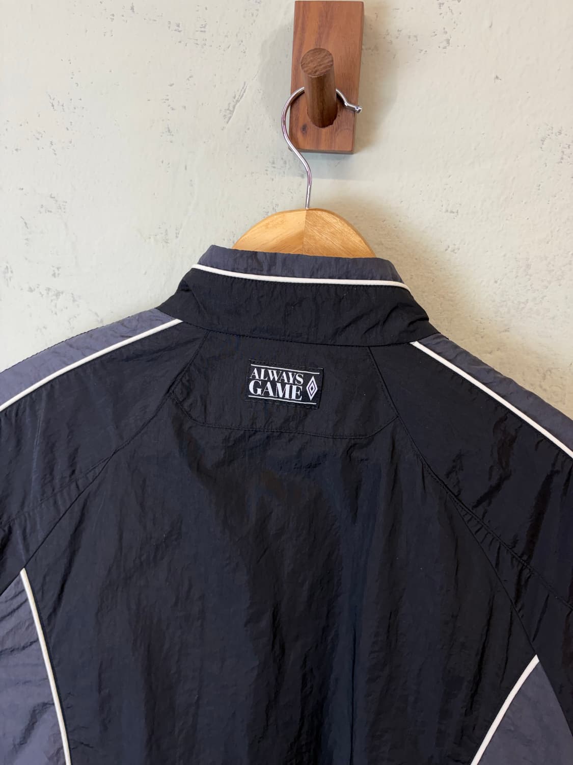 엄브로 신형 바람막이 블랙 상품이미지6