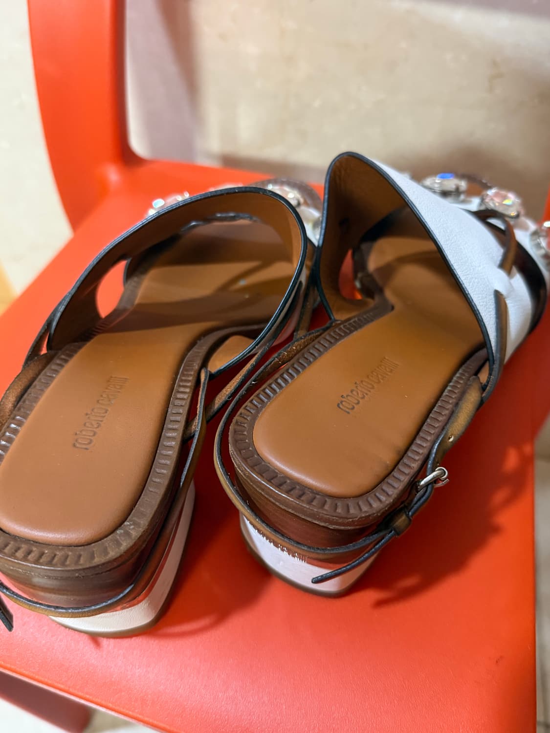 로베르토 까발리 Y2K 벨티드 주얼리 힐 상품이미지2