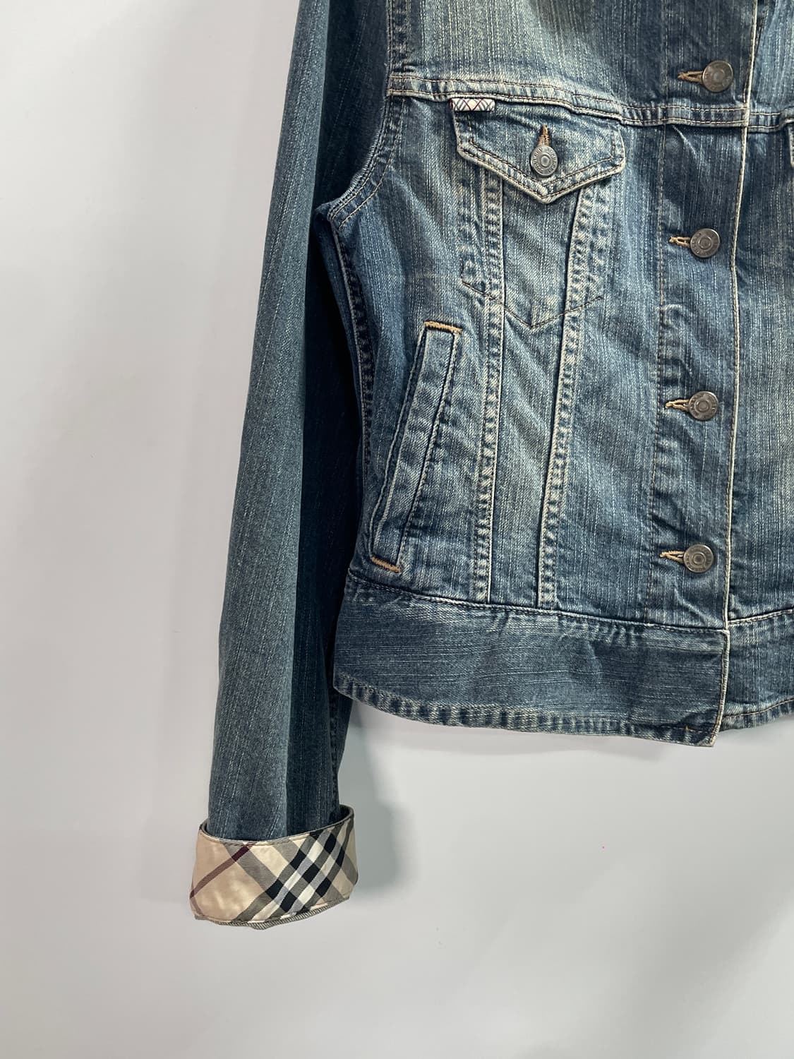 버버리 우먼스 노바체크 데님 청자켓 (on.431) 상품이미지5