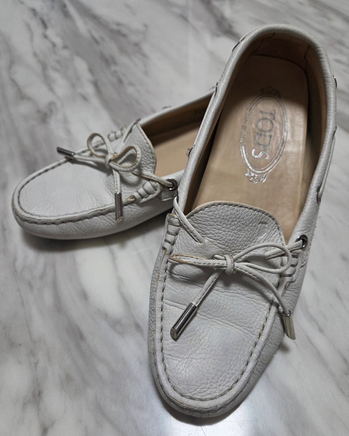 토즈 고미노 레더 드라이빙 슈즈 상품이미지1