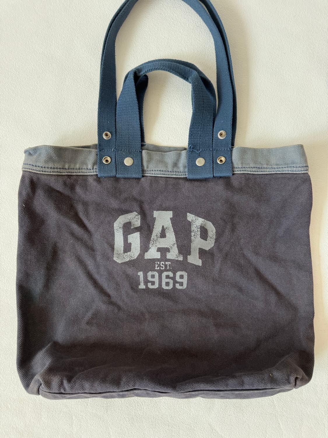 갭(GAP) 인디고 캔버스 토트 숄더백 상품이미지3