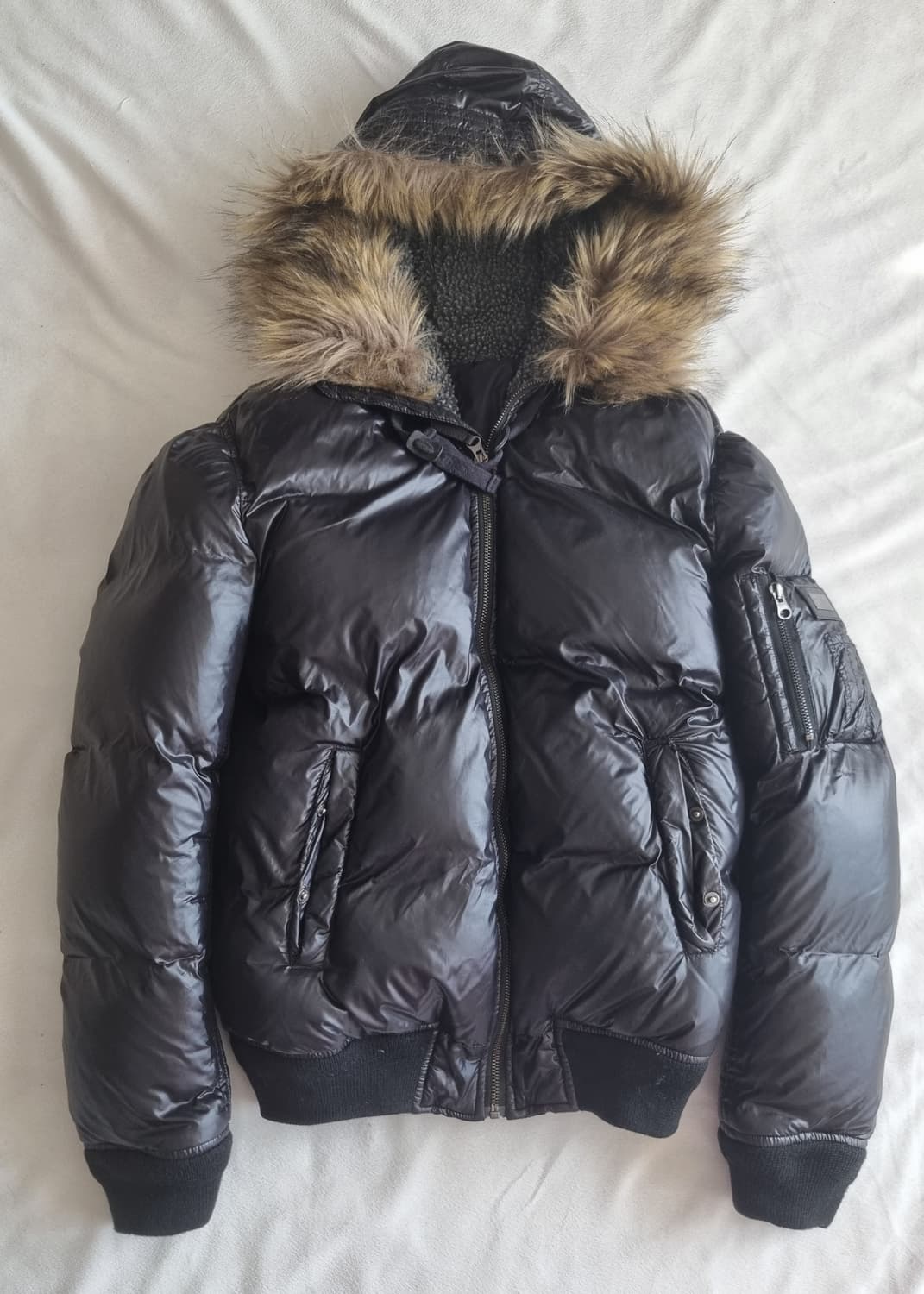 돌체앤가바나 블랙 퍼 패딩 상품이미지1