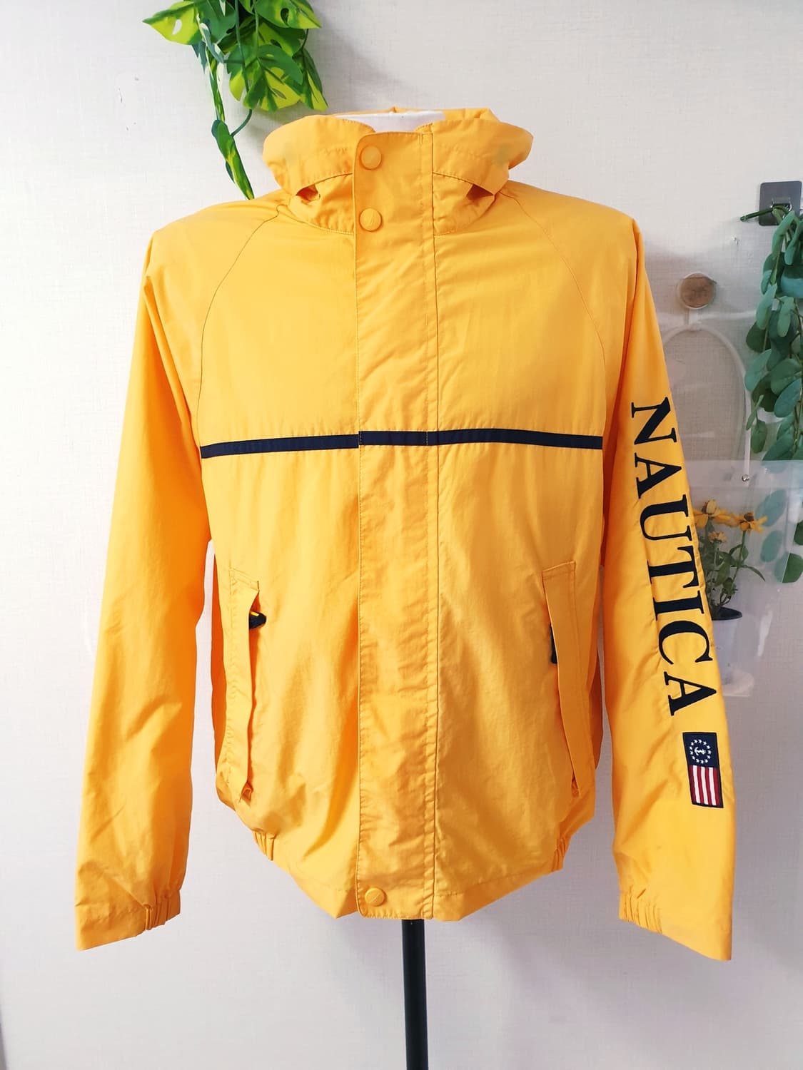 노티카 올드스쿨 거의새거 남성바람막이 오버핏 100 옐로우 상품이미지1