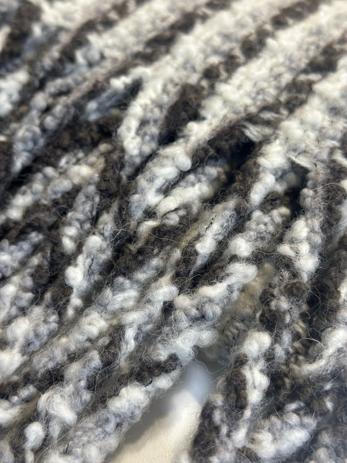 아크네 알파카 머플러 상품이미지3