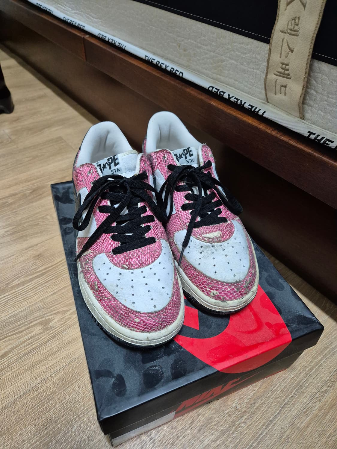 [275] 베이프스타 베이프 에어포스 핑크 뱀피 검핑 상품이미지1