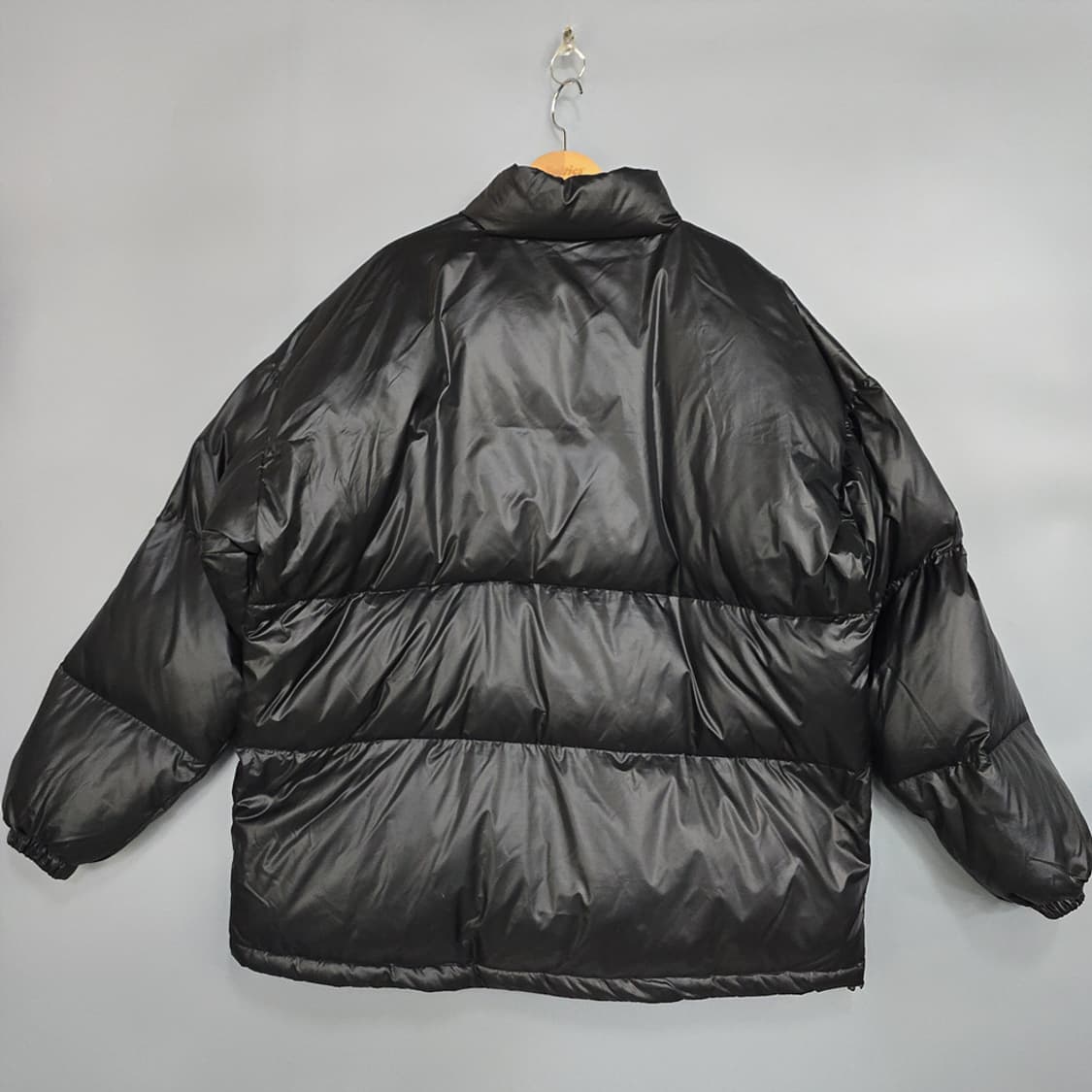 더클랩(the clap) 오버핏 다운 패딩 블랙 상품이미지4