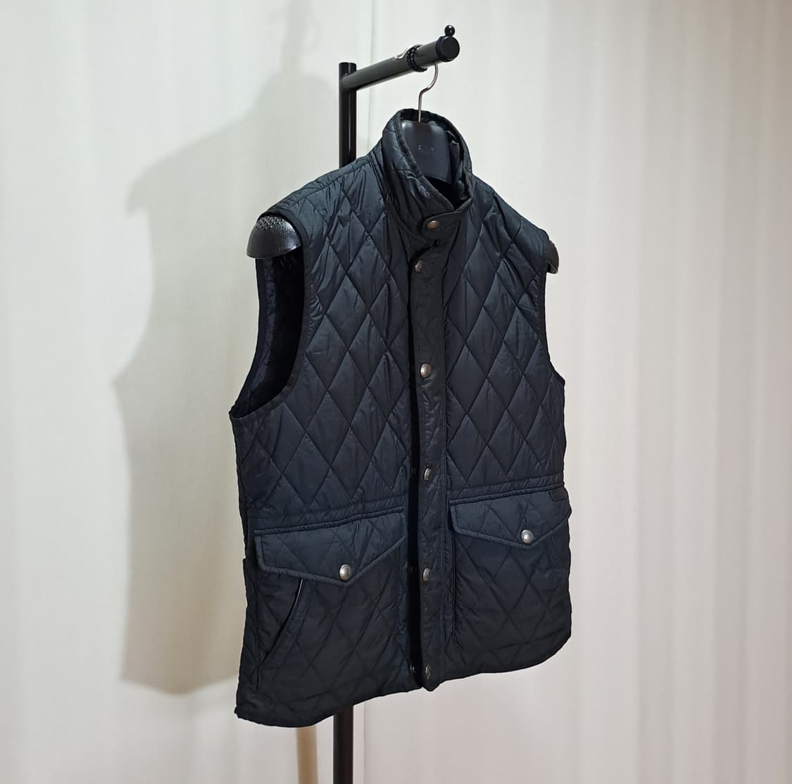 (택포) 폴로 퀼팅 블랙 베스트 A972 상품이미지3