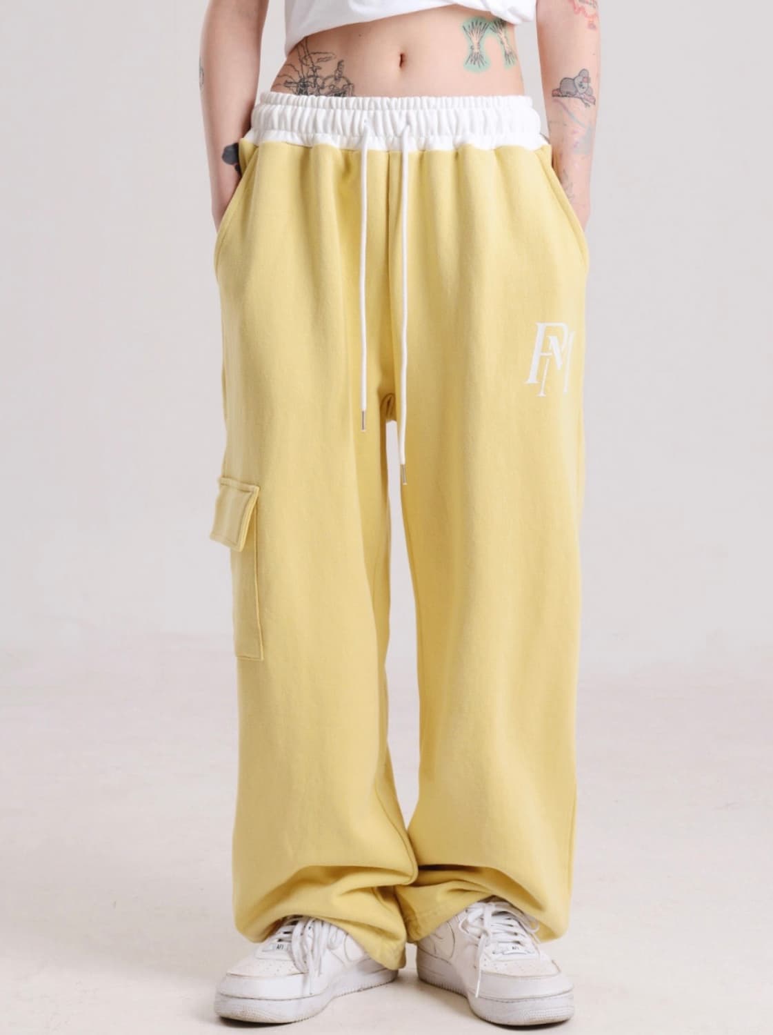 피스메이커 오피셜 카고 스웨트 팬츠 옐로우 화이트배색조거트레이닝바지스트링 상품이미지3