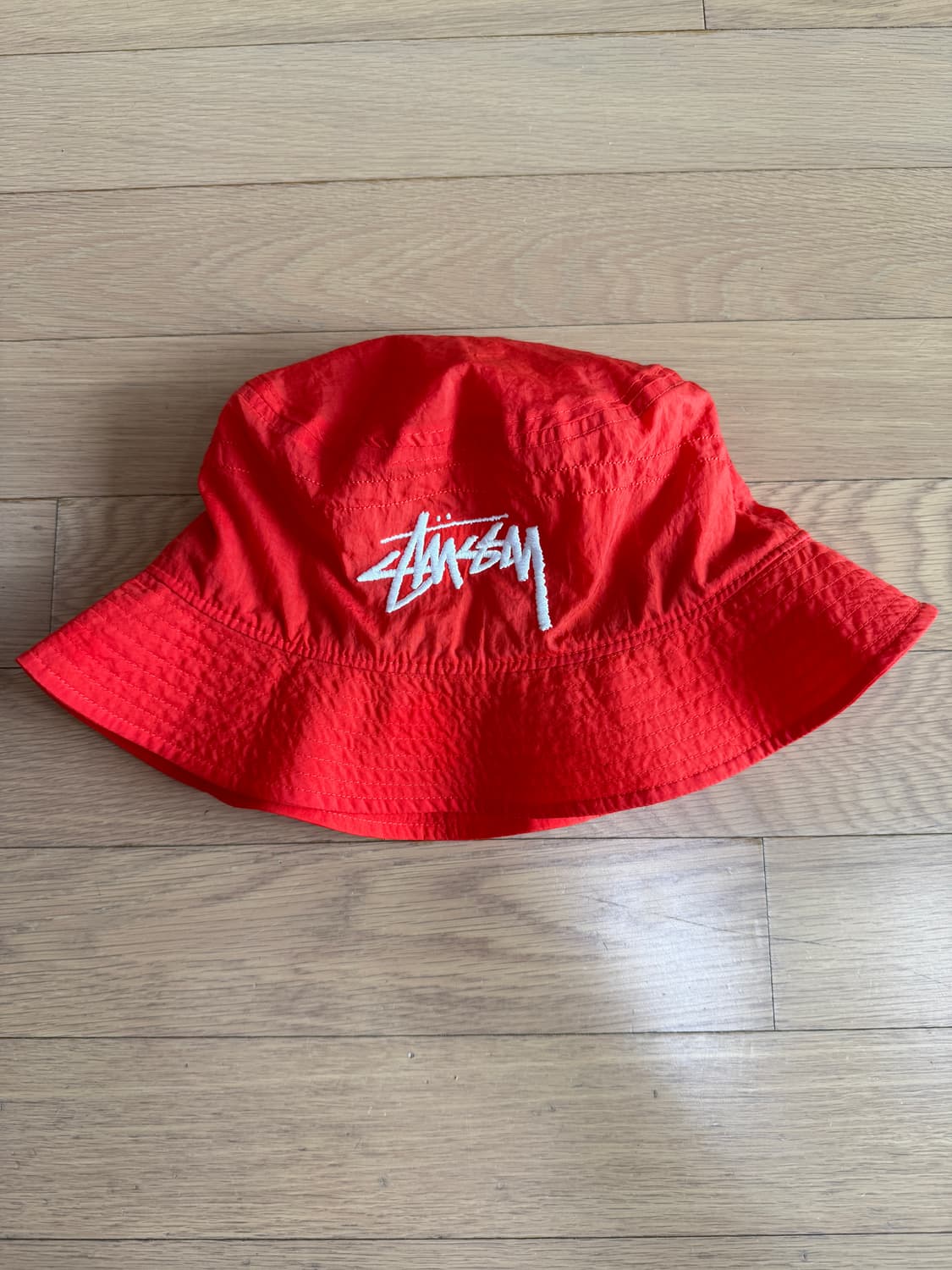 [L/XL] 나이키 x 스투시 나투시 버킷햇 모자 하바네로 레드 상품이미지1