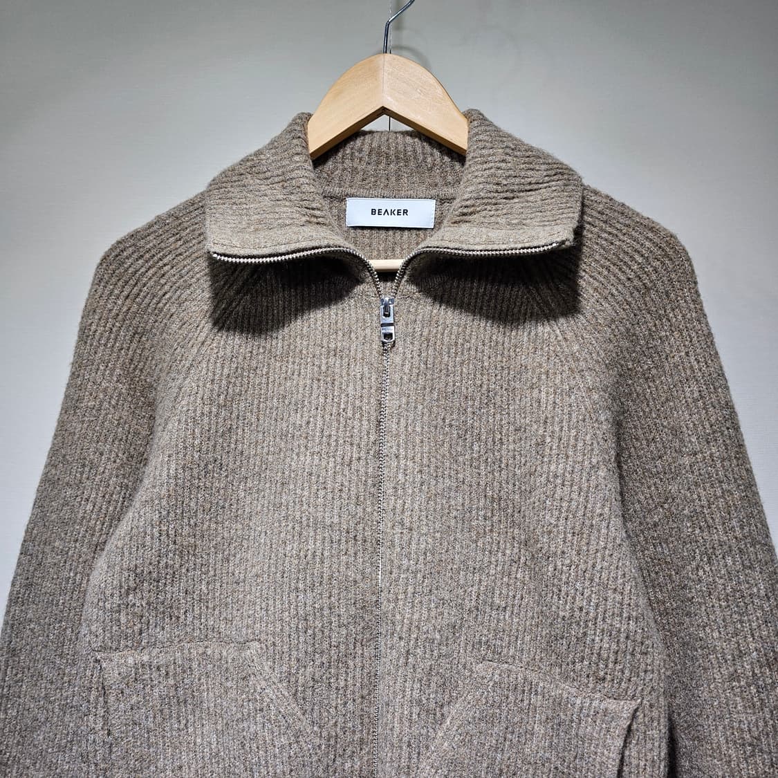 BEAKER 비이커 22FW 아웃포켓 칼라넥 니트 집업 카디건 ~55 상품이미지5