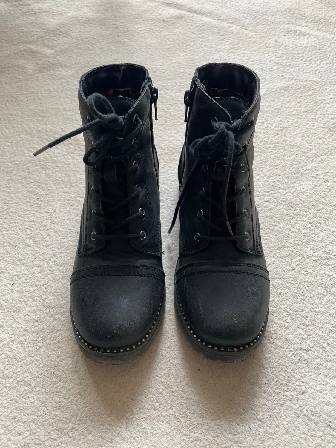 스터드 6홀 컴뱃 부츠 상품이미지1