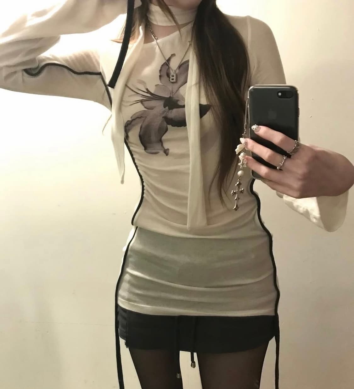 엘프엘프엘프아카이브 릴리 스카프 탑 LILY SCARF TOP[ivory 상품이미지1