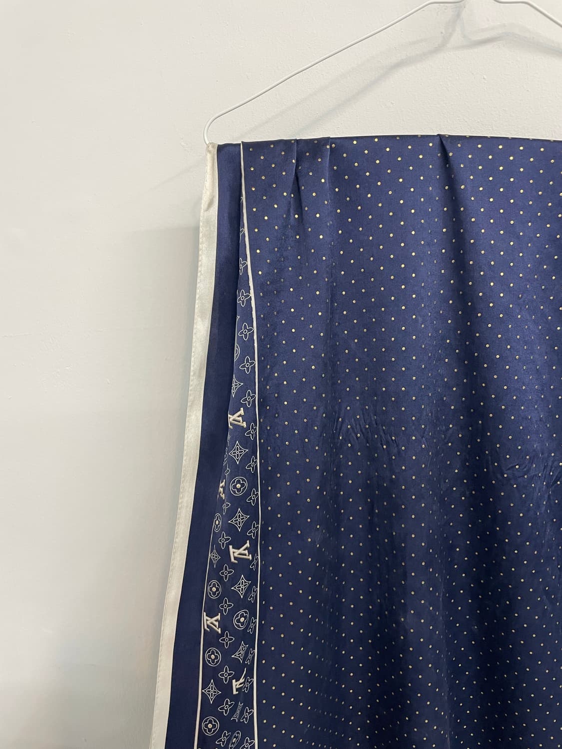 루이비통 실크 스카프 상품이미지2