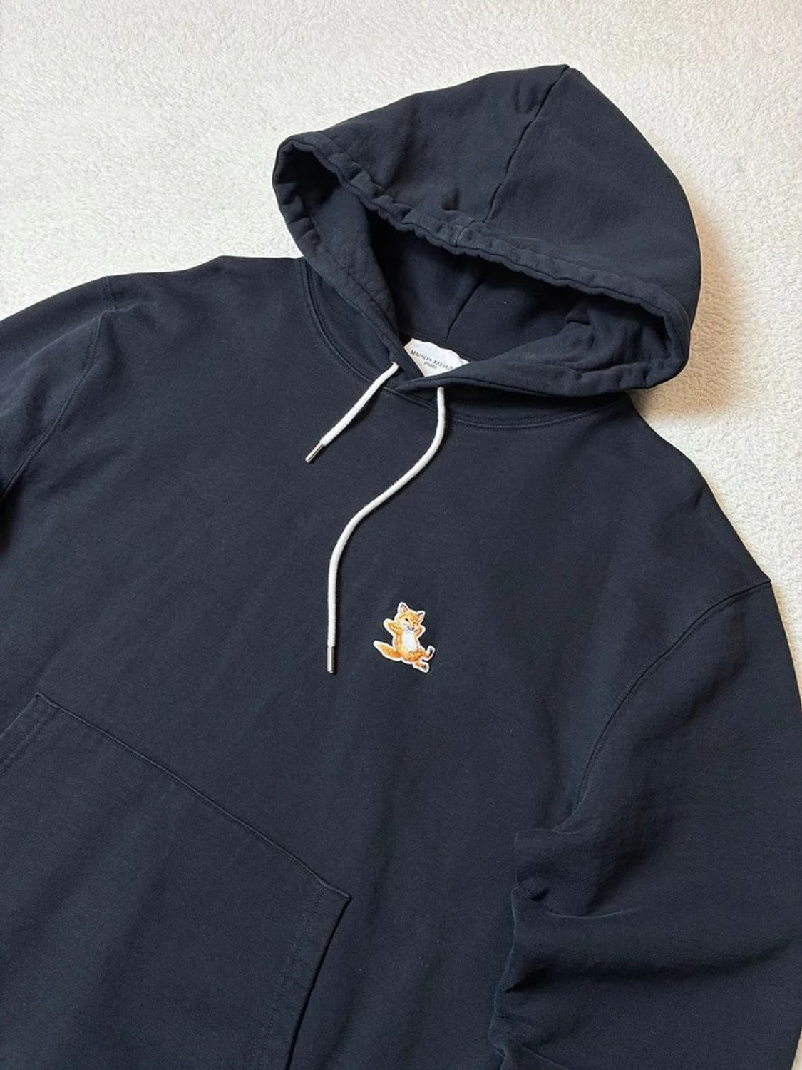 메종 키츠네 22FW 칠렉스 폭스 패치 클래식 후드티 PN6712    상품이미지2