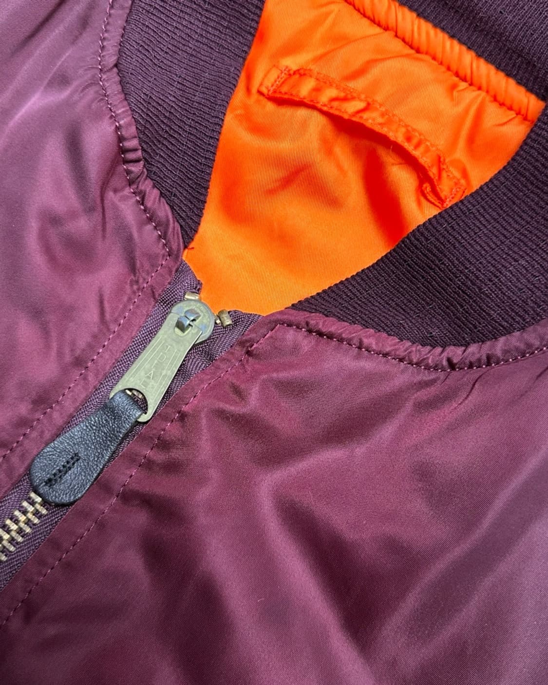 80-90s 알파인더스트리 ma-1 버건디 항공점퍼 상품이미지3