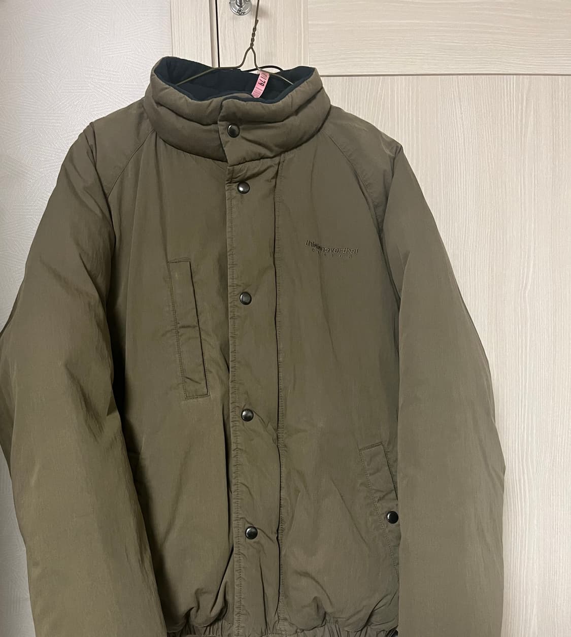 디스이즈네버댓 DSN 다운푸퍼 자켓 숏패딩 올리브 상품이미지3