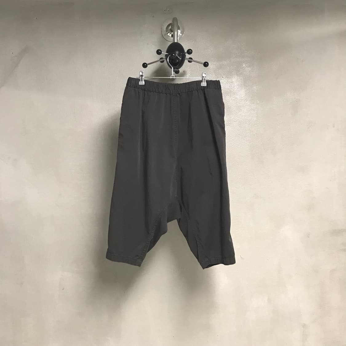 꼼데가르송 7부 팬츠 S 상품이미지2