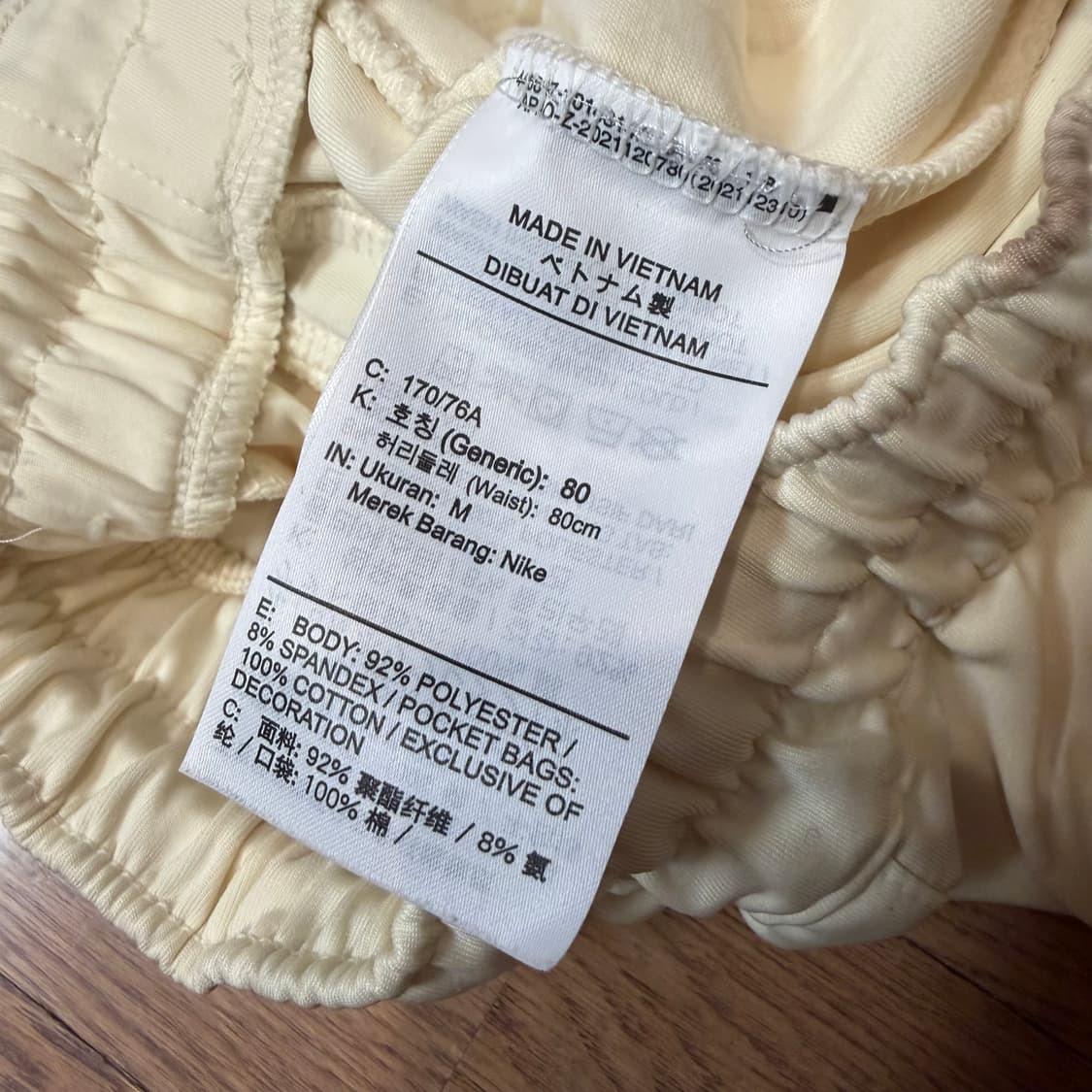 Nike (W)코코넛밀크 컬러 스포츠웨어 써카 팬츠 상품이미지4