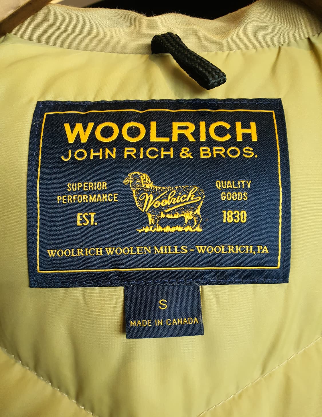 울리치(Woolrich) 아크틱 파카 골드카키/베이지 남자S 상품이미지4