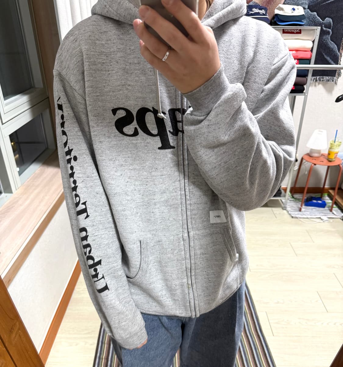 더블탭스 그레이 후드집업 상품이미지1