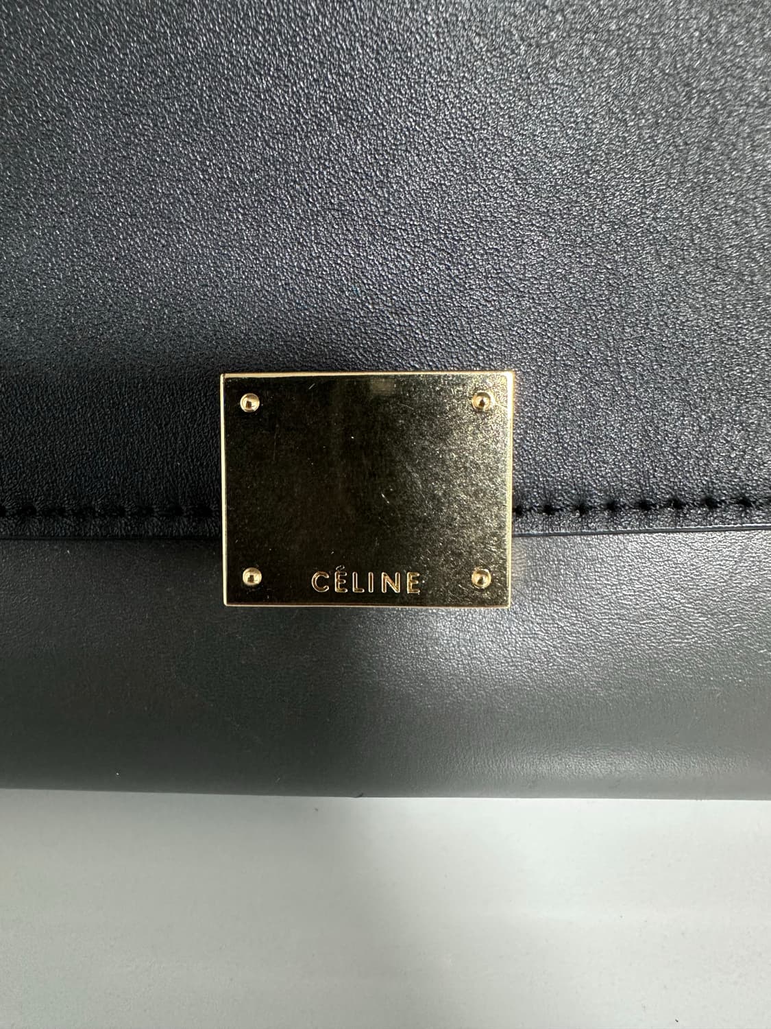 셀린느 트라페제 토트 겸 숄더백 상품이미지3