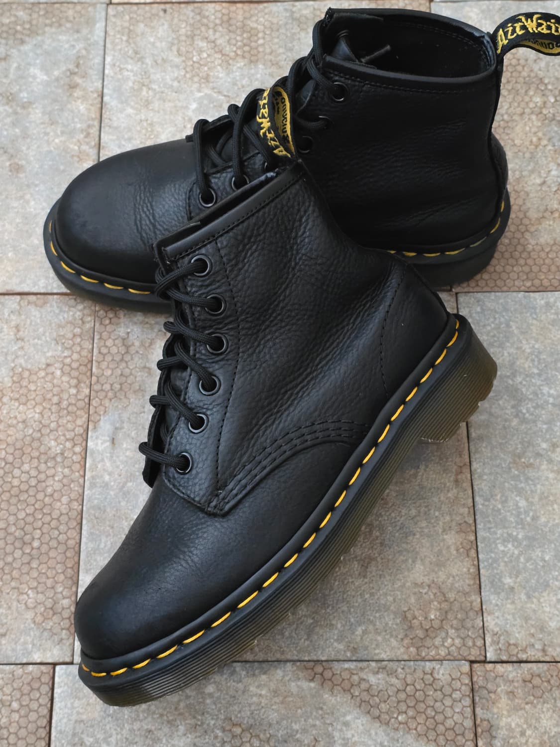 (220)닥터마틴 101 6홀 부츠 상품이미지4