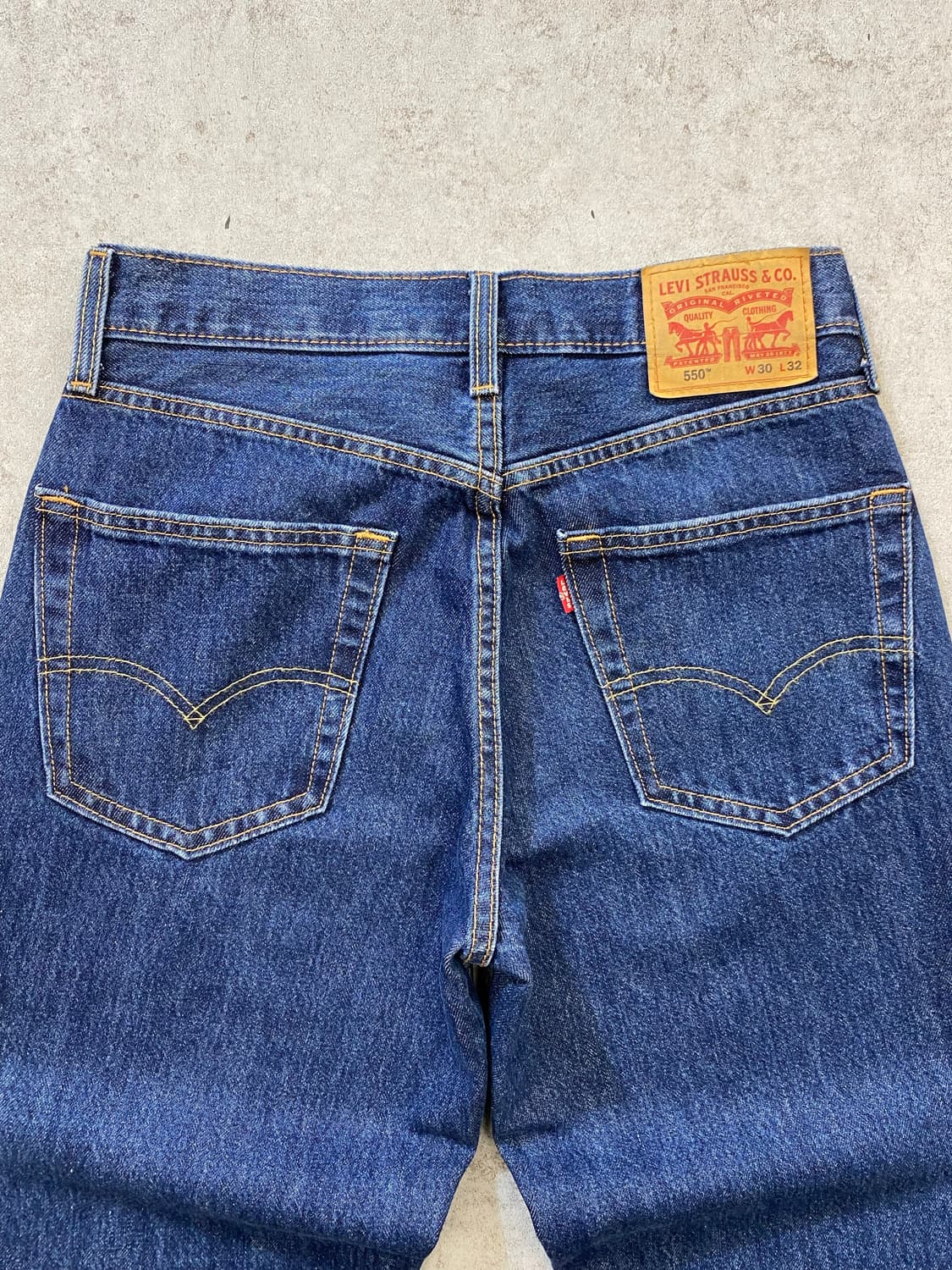 [28-29] Levi's 550 리바이스 루즈핏 데님팬츠 상품이미지2