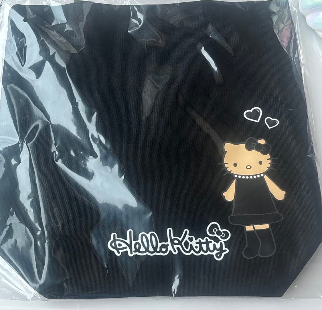 산리오 스타일업 태닝 롱다리 키티 블랙 토트백 가방 상품이미지1