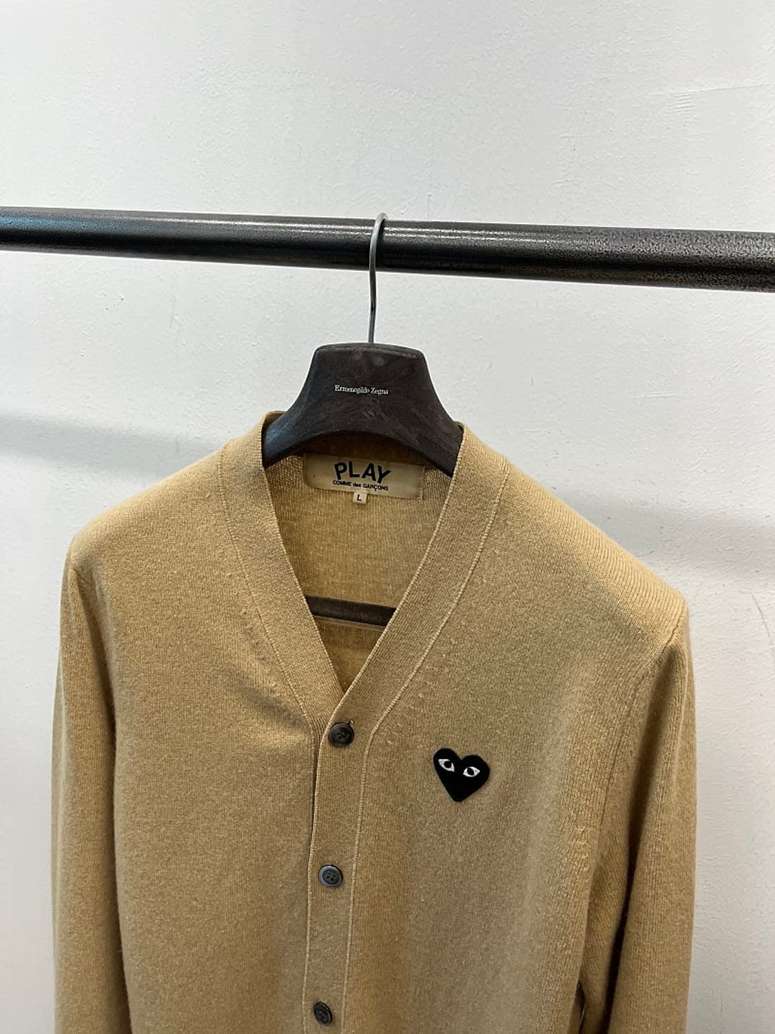 100) 꼼데가르송 블랙와펜 베이지 가디건 상품이미지3