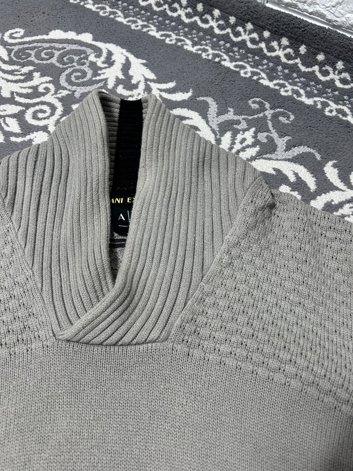 아르마니 익스체인지 숄 카라 니트 상품이미지4