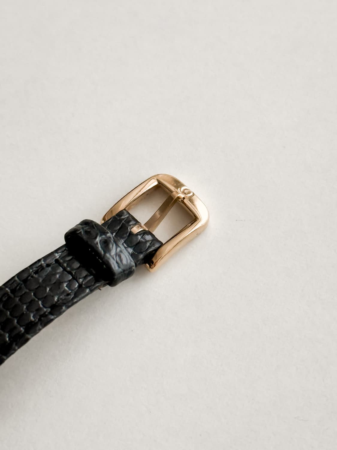 오메가 스퀘어 골드 시계 상품이미지8