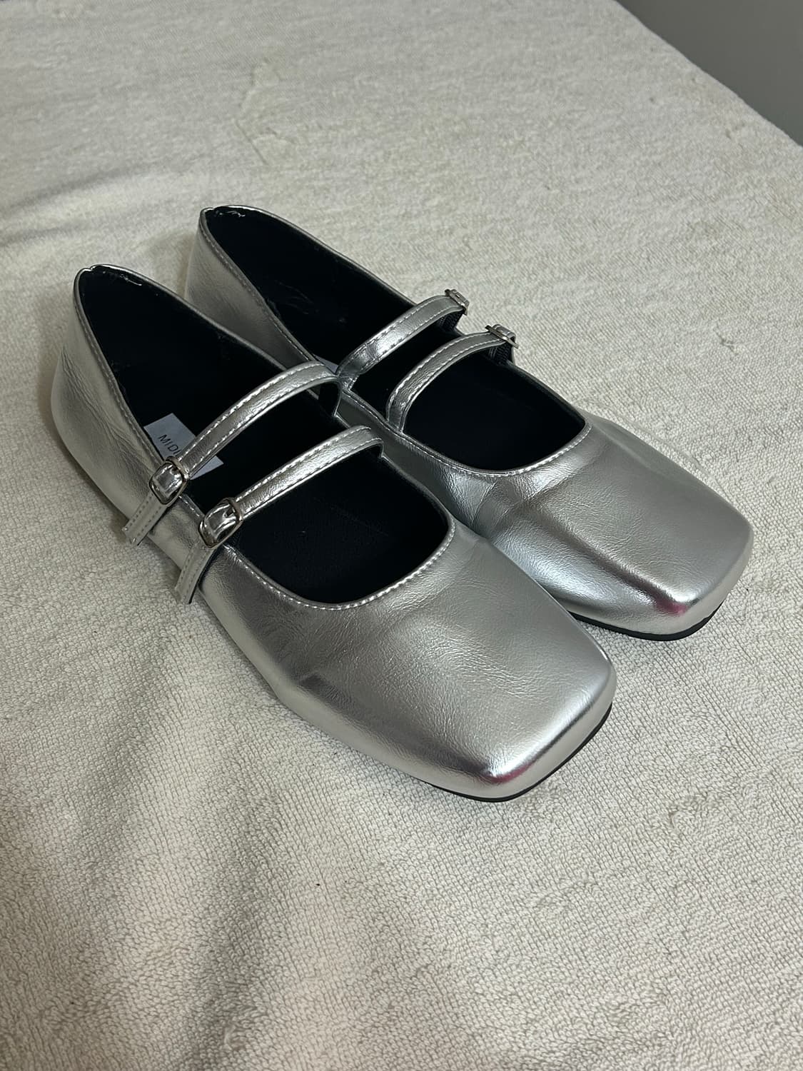 메리제인 실버 플랫슈즈(235mm) 상품이미지1