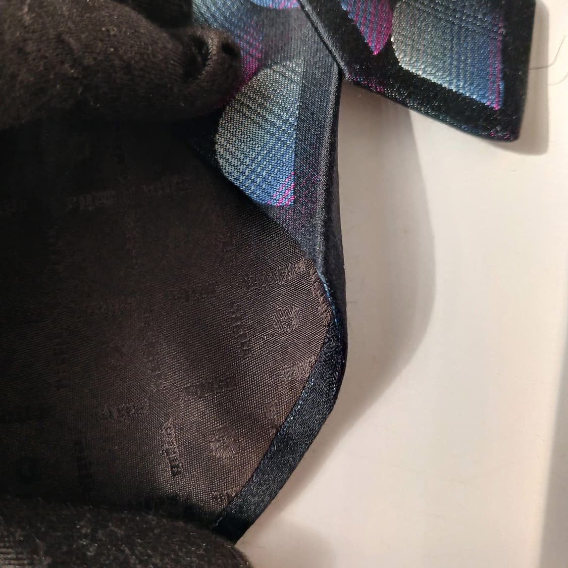 밀라숀 실크 블랙 도트 패턴 넥타이 9.4cm A~B등급 A19861
 상품이미지10