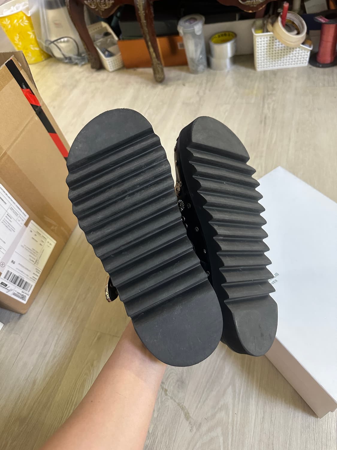 [42] 토가 비릴리스 스터드 뮬 상품이미지7