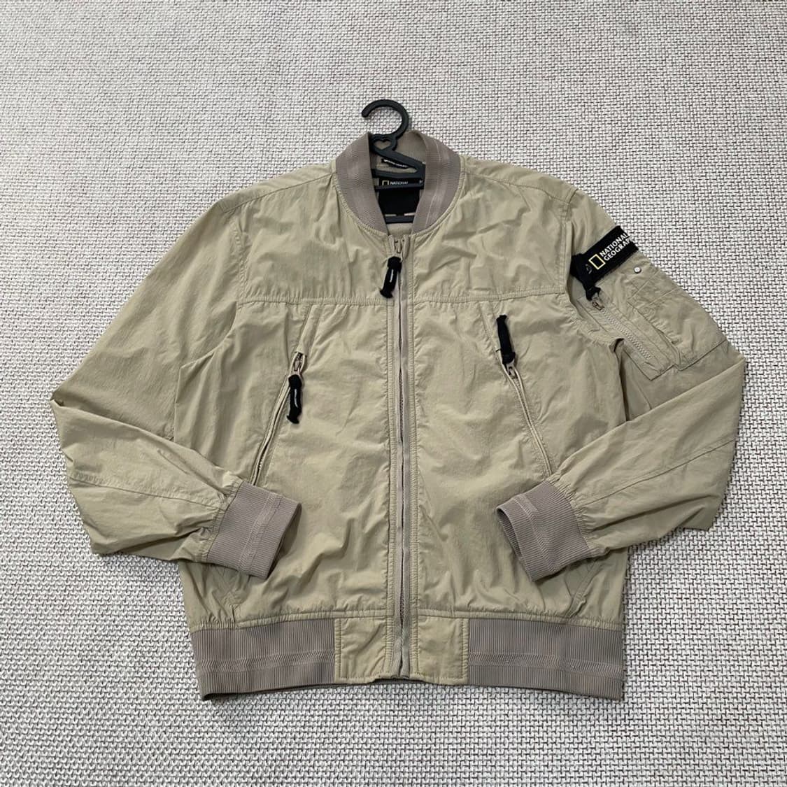 내셔널지오그래픽 로리스 바람막이 5865 상품이미지1