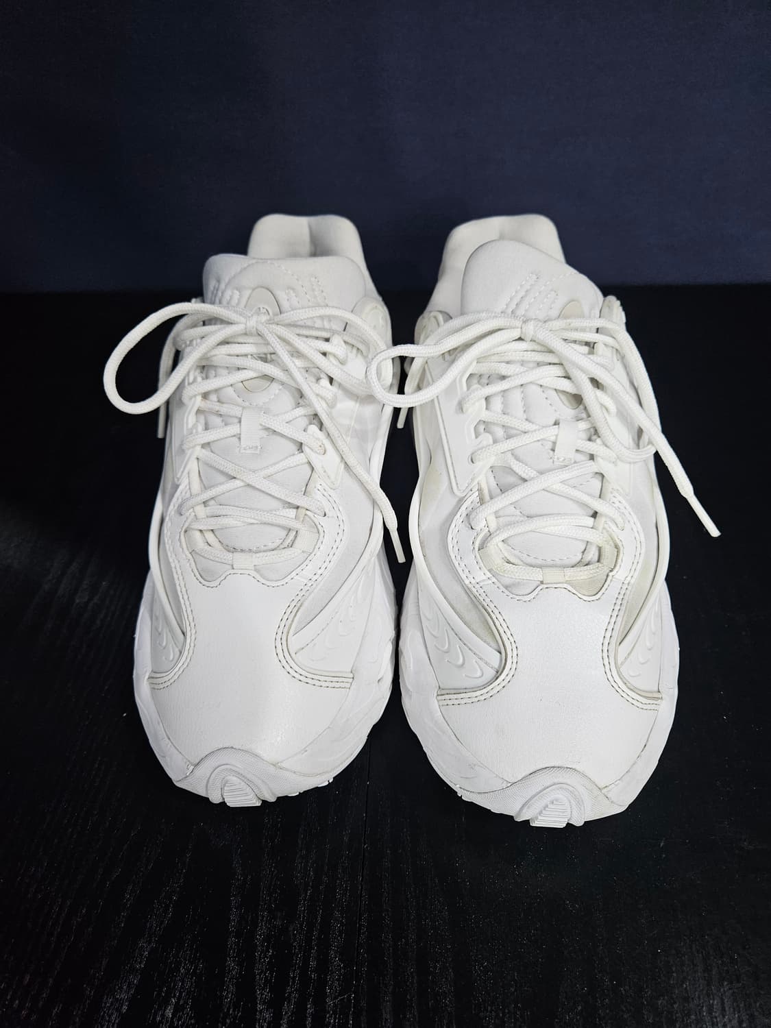 아디다스 오즈노바 화이트컬러 남성 265 스니커즈  상품이미지1