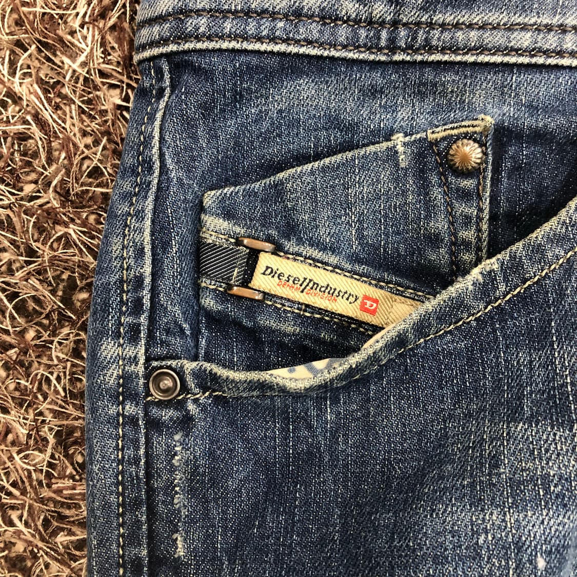 디젤 Darron 워싱 디스 데님 팬츠 상품이미지4