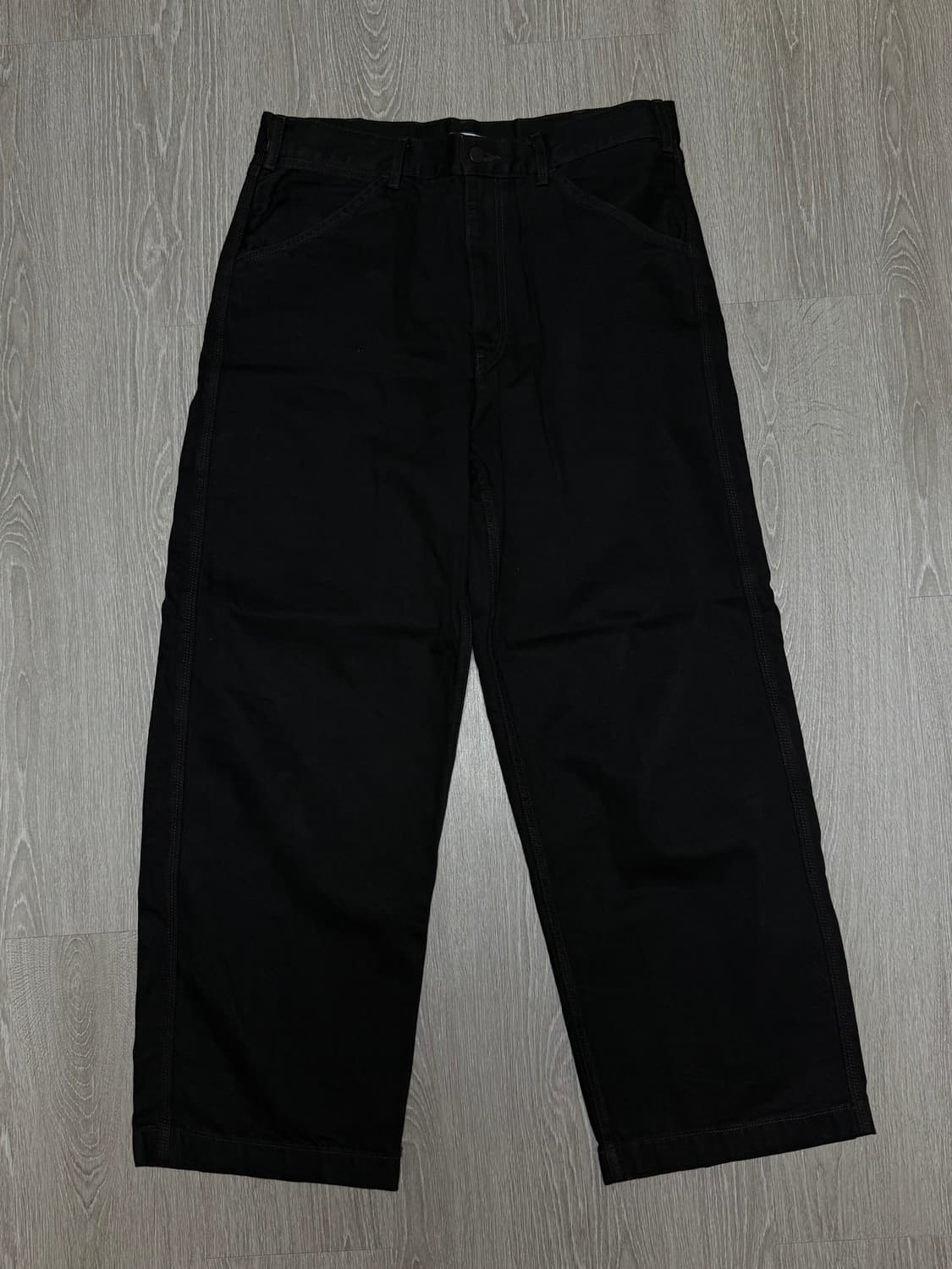 유니클로U 와이드핏 컬러진 블랙 상품이미지1