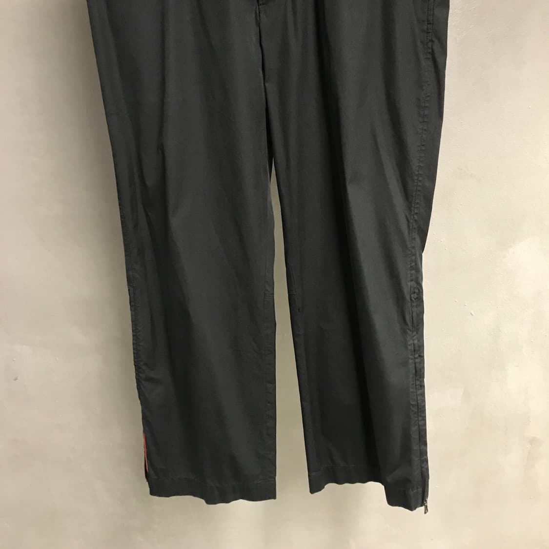 프라다 블랙 팬츠 54 상품이미지3