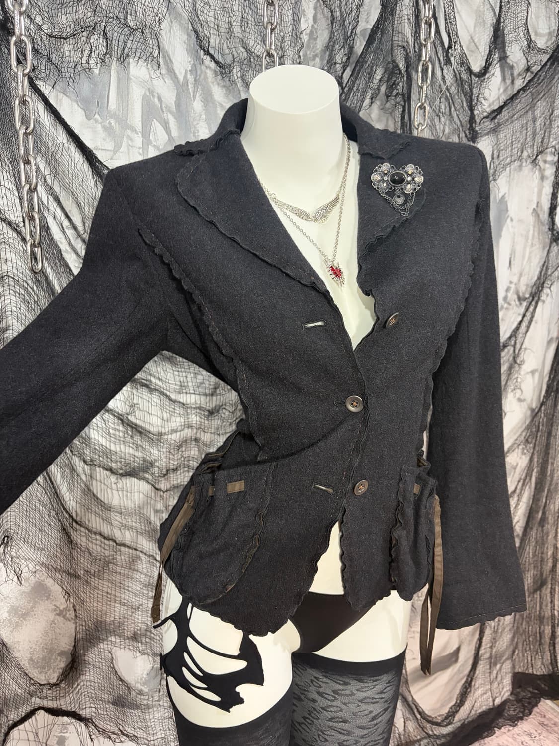 Gothic Grunge detail brooch wool blazer 상품이미지4