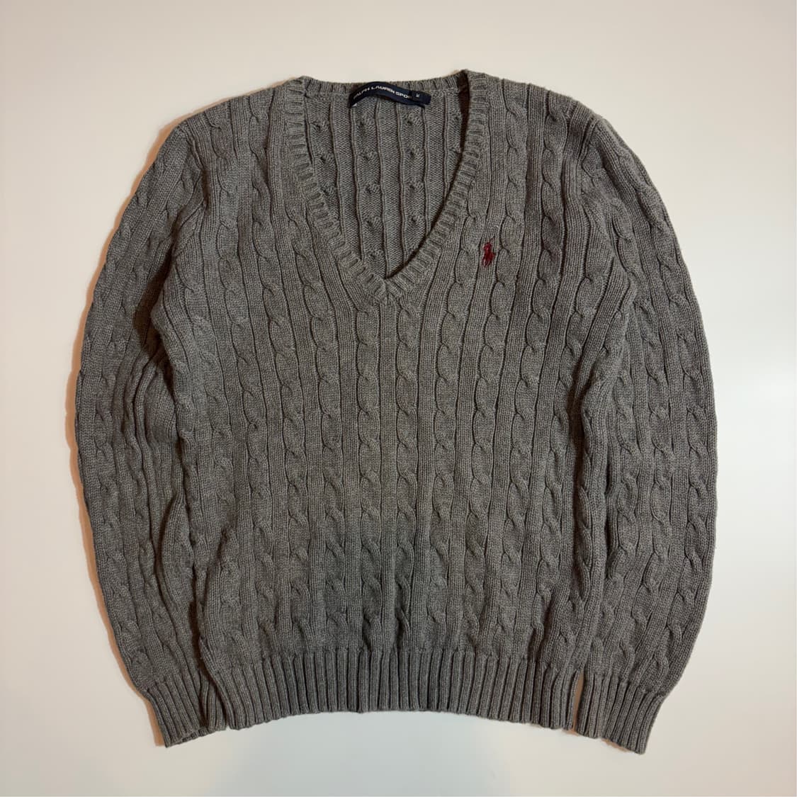 폴로랄프로렌 케이블 그레이 브이넥 니트 상품이미지1
