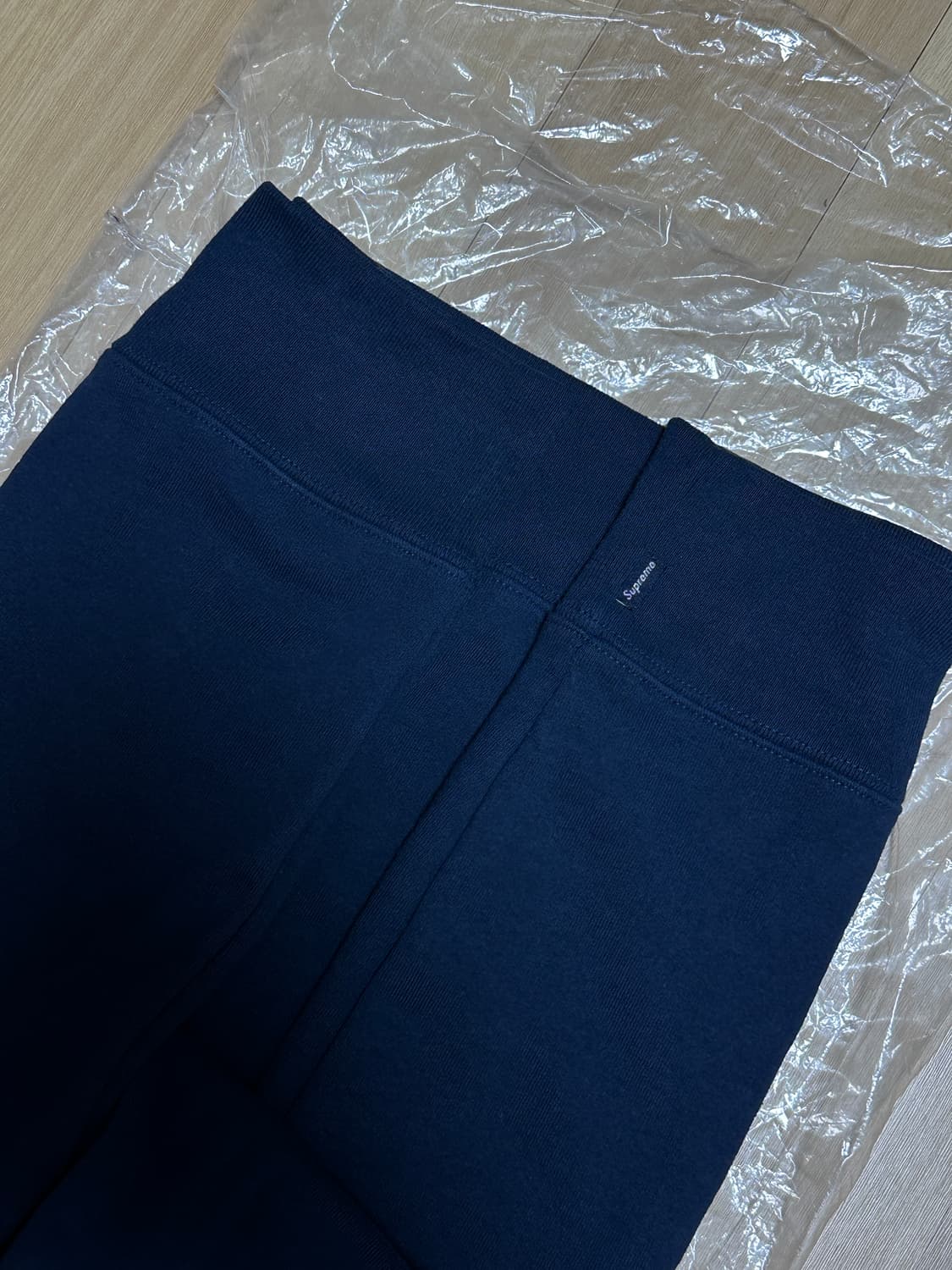 슈프림 런던샾 스몰 박스로고 스웻셔츠[L] 상품이미지4