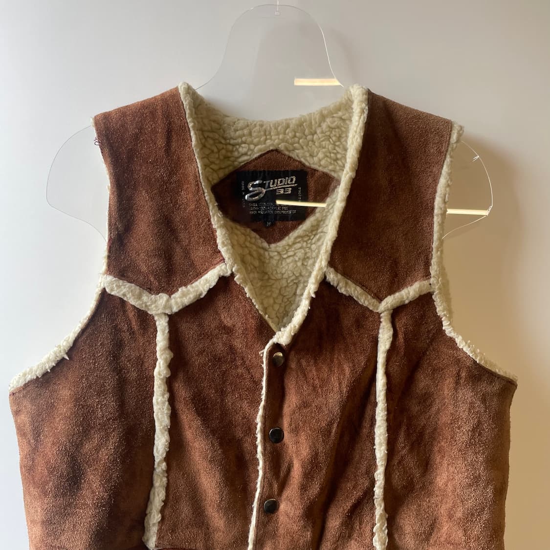 스튜디오33 스웨이드 베스트 상품이미지4