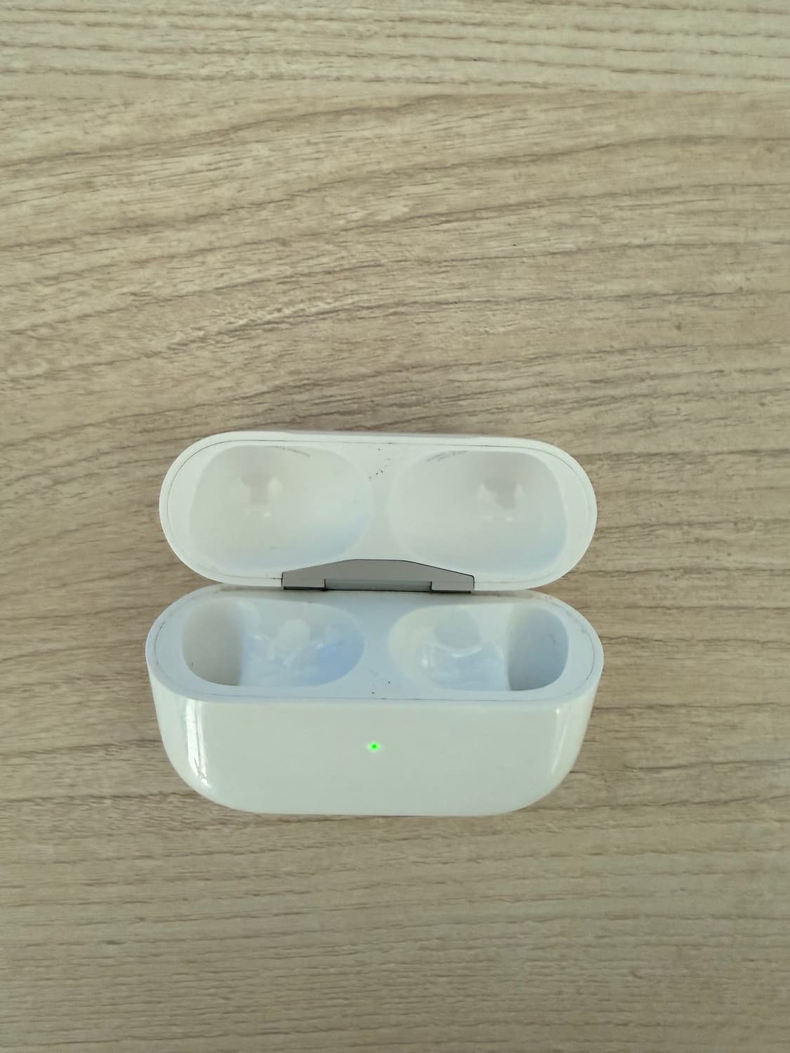 에어팟 프로 2 팝니다 상품이미지4