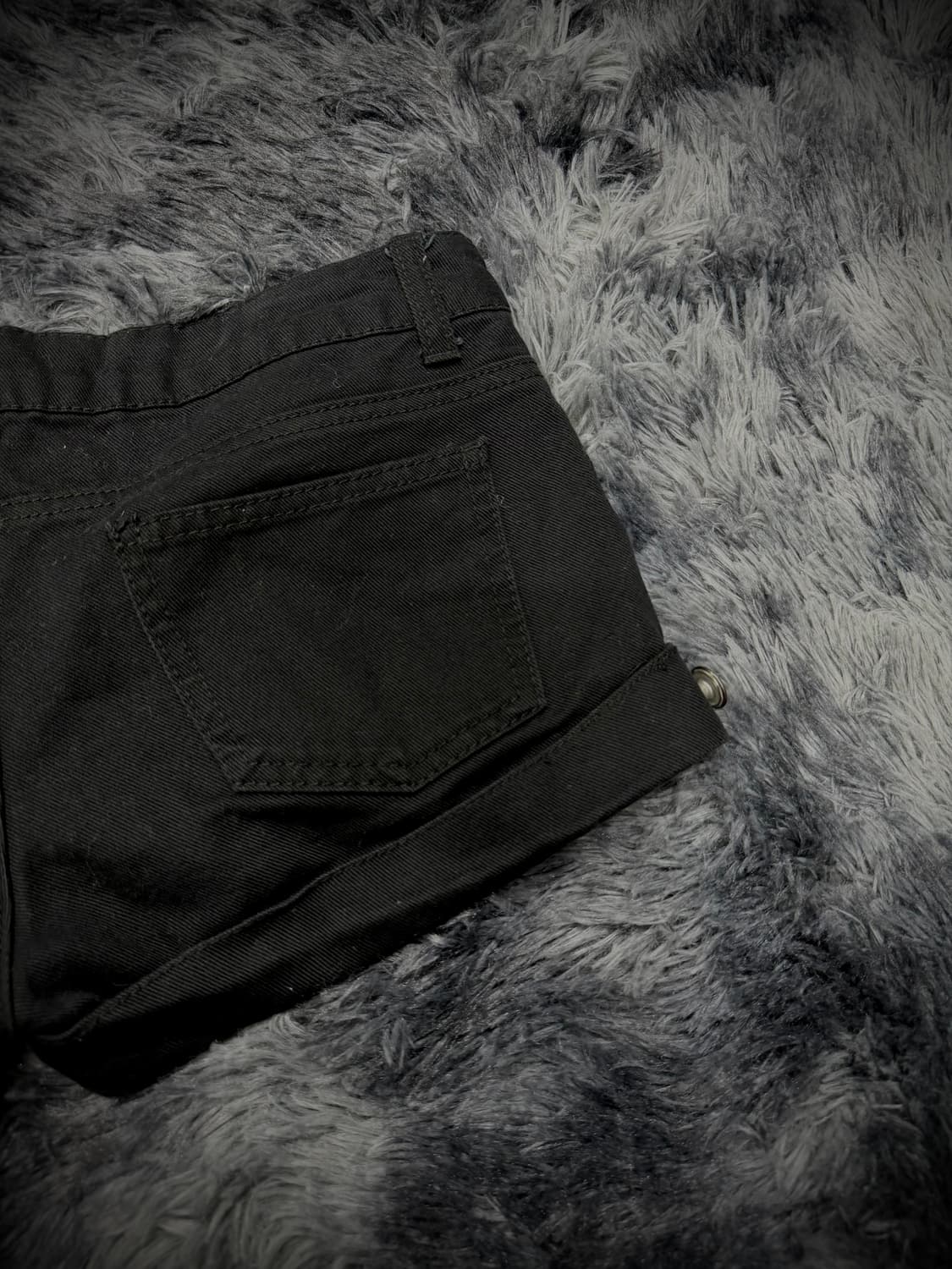 사이드 지퍼 스터드 디테일 블랙 숏팬츠 상품이미지8