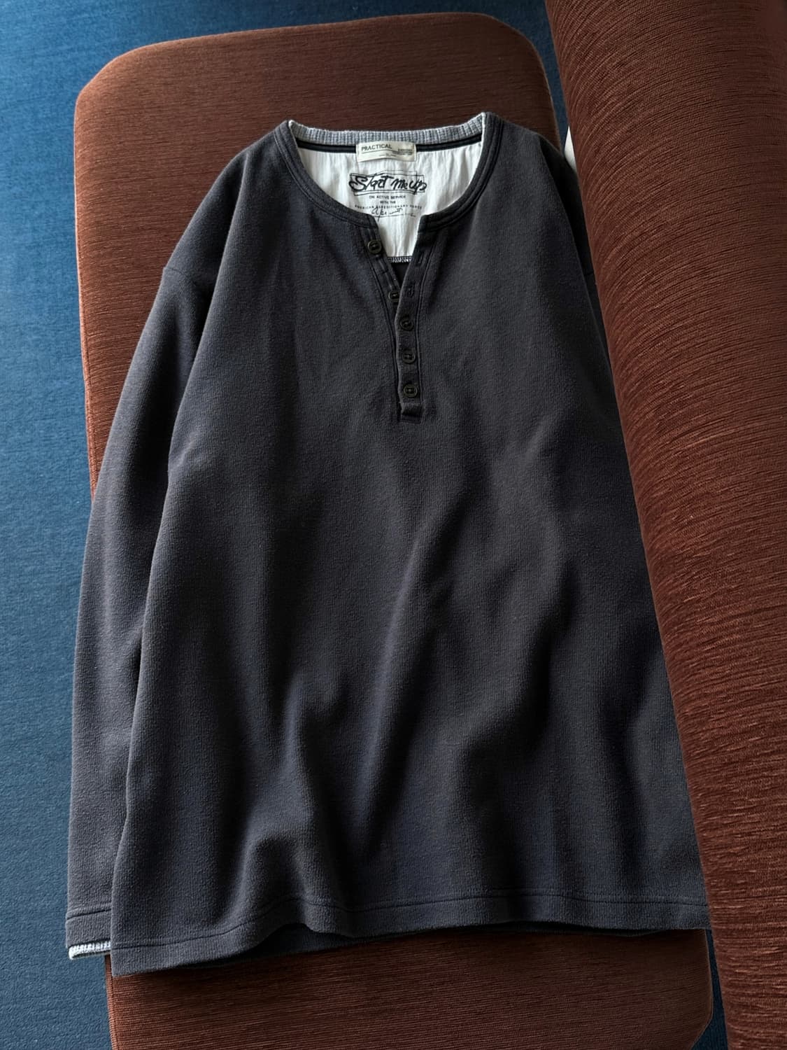 Fake layered design L/S top 상품이미지3