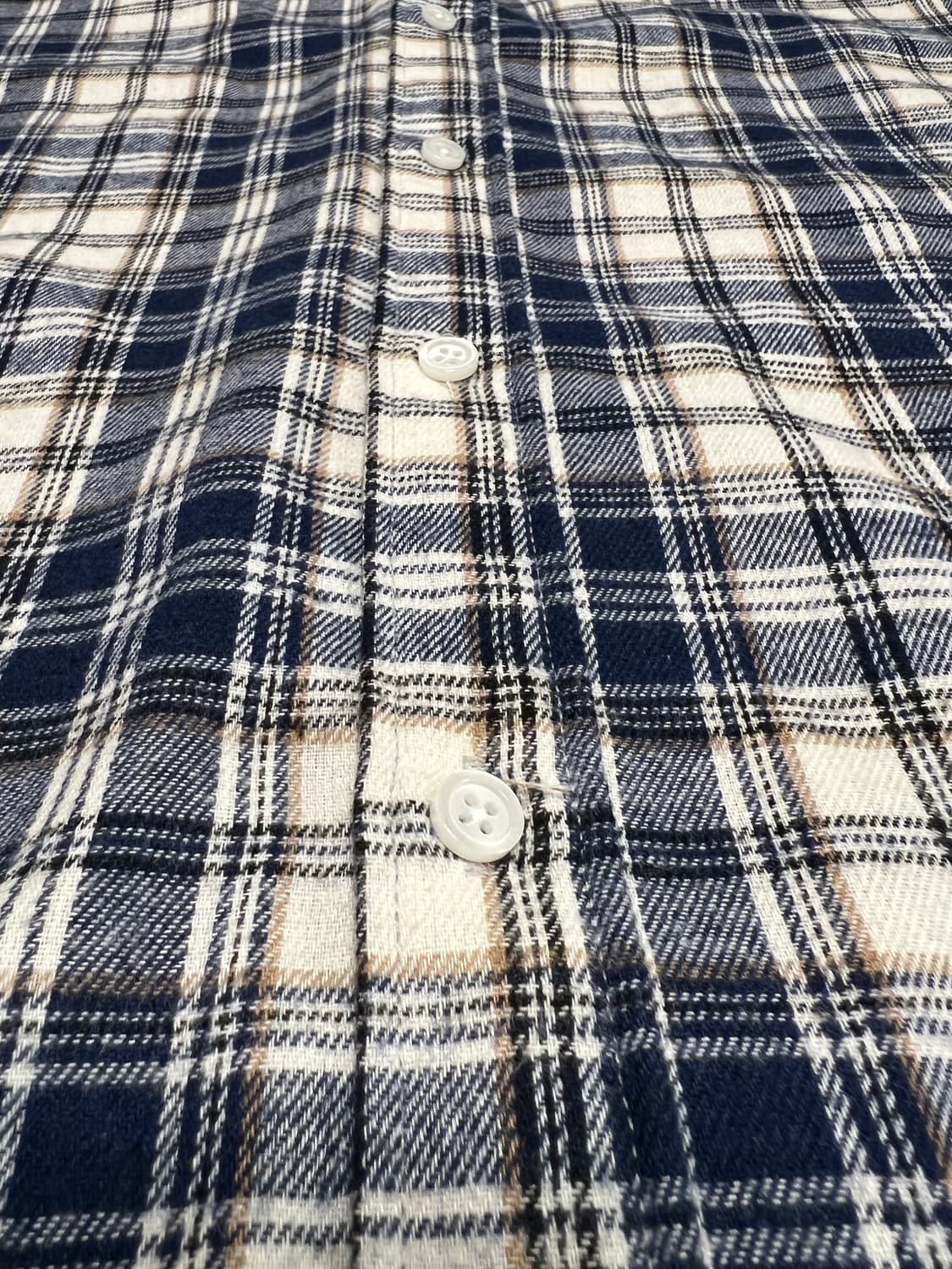 LE A 네이비 체크 오버핏 셔츠 상품이미지5